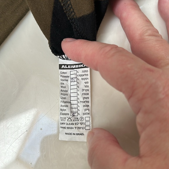 Alembika wide striped brown/black tunic top. Great drape Bust 27.5 in pit to pit - Picture 5 of 5